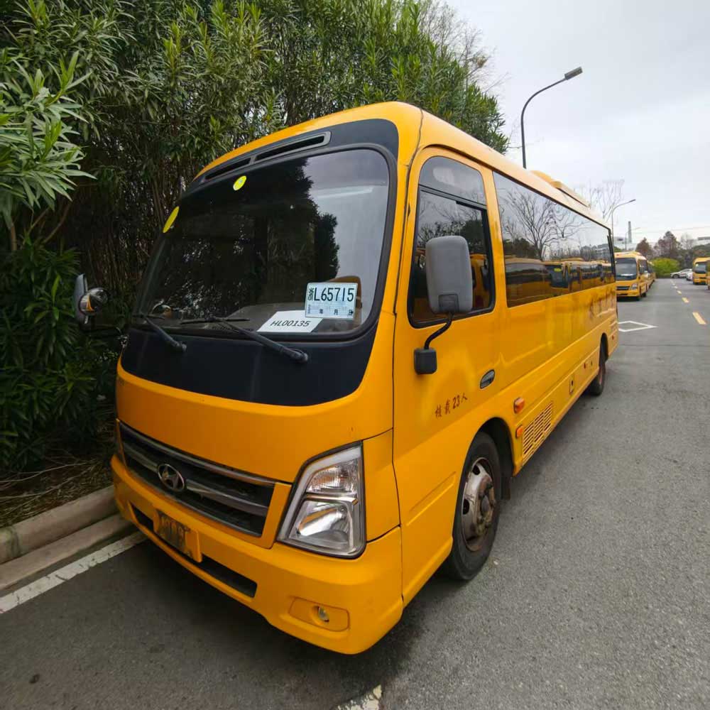 Аўтобус Hyundai Kangendi 23 Seats Diesel