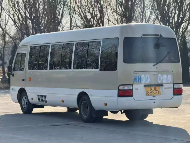 China Honglong Used Passenger Buses завяршыў цэнтралізаваную закупку 45 Toyota Coasters.